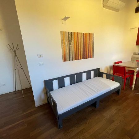 Red Appartamento Immerso Tra Le Mura Bolognesi 外观 照片