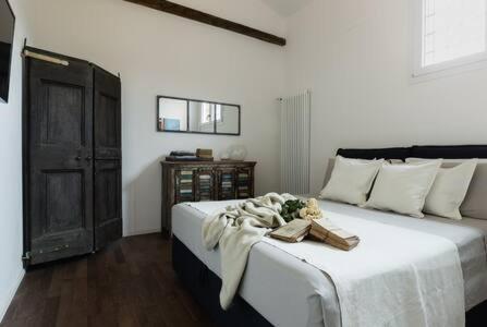 Red Appartamento Immerso Tra Le Mura Bolognesi 外观 照片